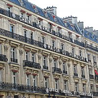 У Лувра. :: Владимир Драгунский