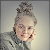 МОЛОДОСТЬ... :: Elvira E. 