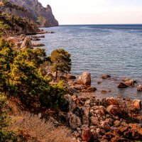 Балаклавское побережье. :: Сергей Воротников