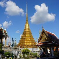 Ступа в Ват Пхра Кео :: Иван Литвинов