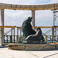 Памятник сивучам. :: Ирина Нафаня