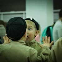 напугал зеркало :: Артём Евтюхов