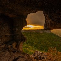 **** :: Виталий Емельянов