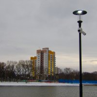 Дом у  озера :: Валентин Семчишин