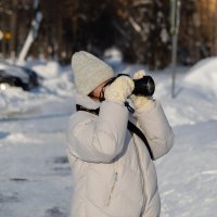 Девушка фотографирует :: Александр Синдерёв