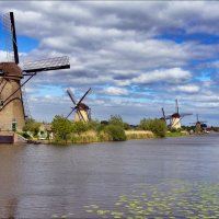 Мельницы долины Киндердейк :: Валерий Готлиб