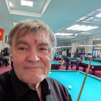 Игрок в русский бильярд. :: Андрей Хлопонин