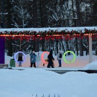 Крылатые качели. :: Наталья Вязигина