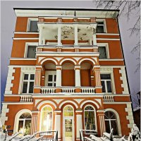 Прогулка по зимнему городу. :: Валерия Комова