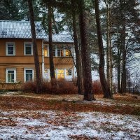 Бывший административный корпус санатория "Северная Ривьера" :: Лилия * Бывший административный корпус санатория "Северная Ривьера" :: Лилия *