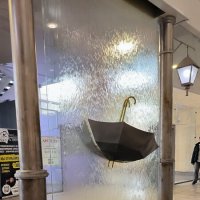 Петербургский дождь в ТЦ. :: Ольга 