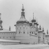 А снег не знал и падал. :: Николай 