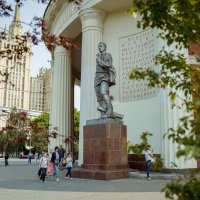 ст. Метро "Баррикадная" :: Олег Дорошенко