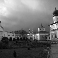 Тихвин. Монастырь :: Наталья Тихвин. Монастырь :: Наталья