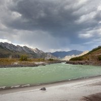 Катунь и грозовые тучи :: Антон Лихач