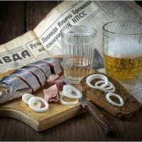 Классика "гаражных посиделок". :: Алексей Мезенцев