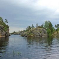 Скала в море :: Владимир Соколов (svladmir)