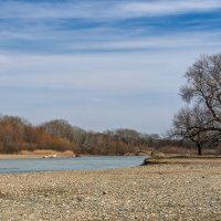 Реку Кубань в марте :: Игорь Сикорский