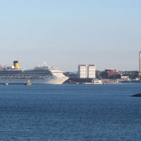 Круизный лайнер «Costa Magica» на терминале Фрихамнен :: Александр Ильчевский 
