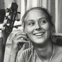 Дана и гитара :: СЮ 