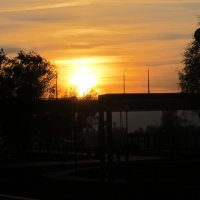 закат на набережной :: Елена Шаламова