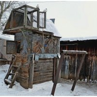 Старые дворы. :: Михаил Курзанцев