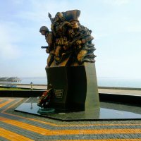 Керчь. Памятник морским десантникам погибшим в боях за город. :: Пётр Чернега