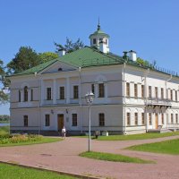 Усадебный дом :: Владимир Соколов (svladmir)