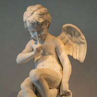 Скульптура "Амур грозящий". Бисквит :: Ирина Соловьёва