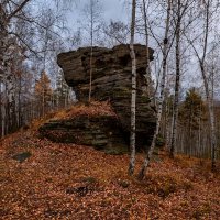 Вечер у одинокой скалы. :: Юрий кот