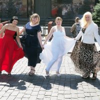 слабый пол позирует :: Олег Лукьянов