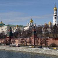 Весенний Кремль :: <<< Наташа >>>