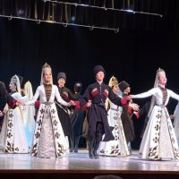 Народные танцы Кавказа :: Мариша 