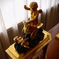 "Амур на колеснице" :: Анатолий Колосов