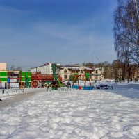 Идёт по городу весна. :: Михаил "Skipper"