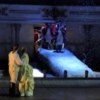 Опера "Так поступают все женщины или Школа влюбленных" :: Валерий Судачок