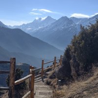 На смотровой площадке в горах :: Мариша 