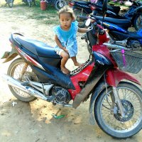 Маленькая мотоциклистка :: Игорь Матвеев 