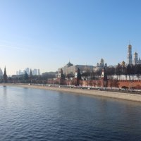 Кремлевская набережная :: Дмитрий И_