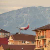 Пусть под этою крышей люди  спокойно живут! :: Alexey YakovLev