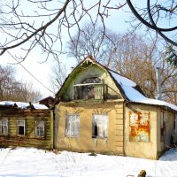 Старинный дом :: Андрей Снегерёв