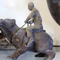 Медведь своей тайги не отдаст :: Татьяна Лютаева