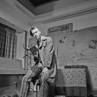 Александр Мицкевич / моноспектакль "Соло на чемодане" :: zavitok *