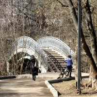 Прогулка по Яузе :: олег свирский 