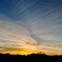 Рассвет над городом :: светлана льдокова Рассвет над городом :: светлана льдокова