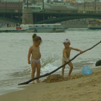 Санкт-Петербург. На Неве у Петропавловской крепости. :: Игорь Олегович Кравченко