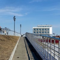 Прогулка на набережной :: Виктор Иванович Чернюк