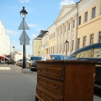 По улицам комод водили... :: Лютый Дровосек