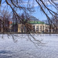 Весна в Таврическом саду :: Евгений 