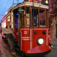 На улице Истикляль :: skijumper Иванов